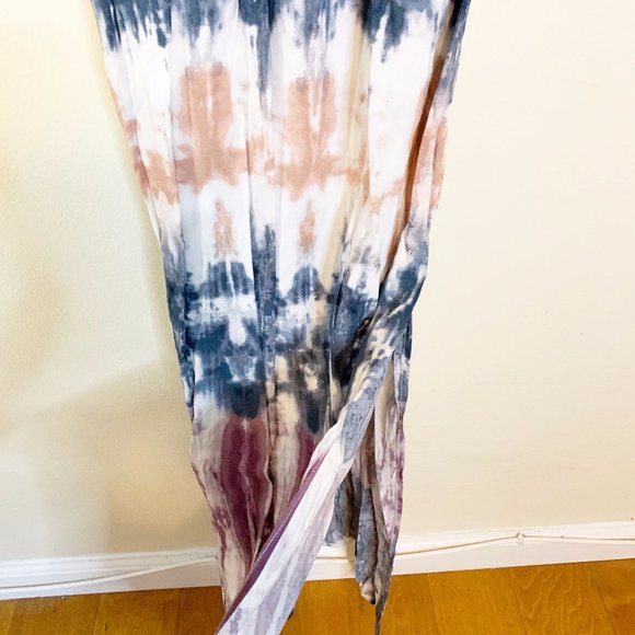 ⭐️ 4/$30 ⭐️ Tie Dye Maxi Dress - Picture 7 of 7
